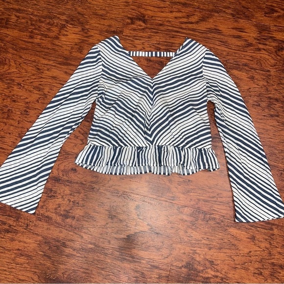 Express Striped Peplum Top Long Bell Sleeves Faux Wrap Back Deep V-neck Small - Picture 4 of 8